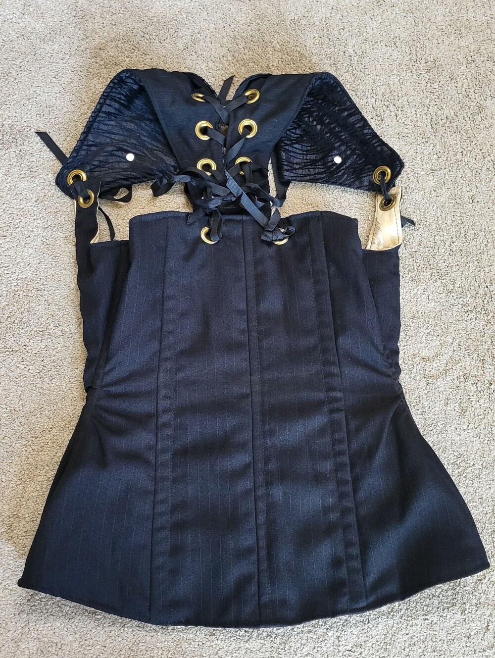 Damsel In This Dress Pirate Vixen Corset - Picture 2 of 5
